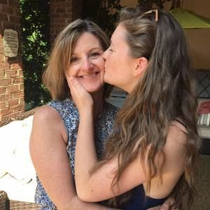 Meet your Posher, Abigail